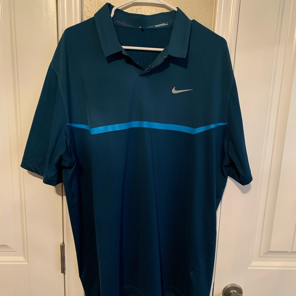 Tiger woods polo size xl